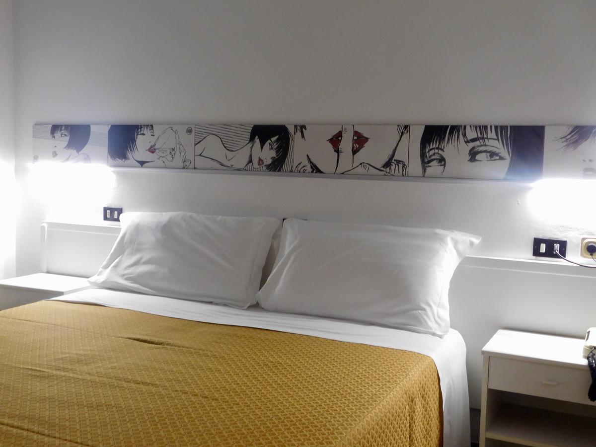 Hotel Dolores 里米尼 外观 照片
