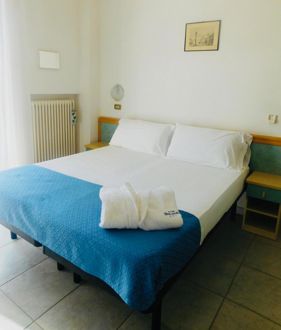 Hotel Dolores 里米尼 外观 照片