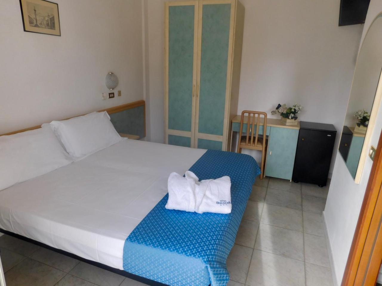 Hotel Dolores 里米尼 外观 照片